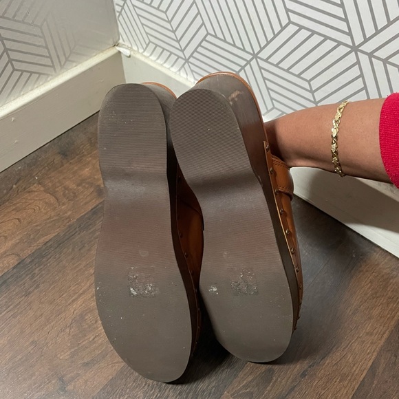 Madwell Leather Clogs - Picture 7 of 8